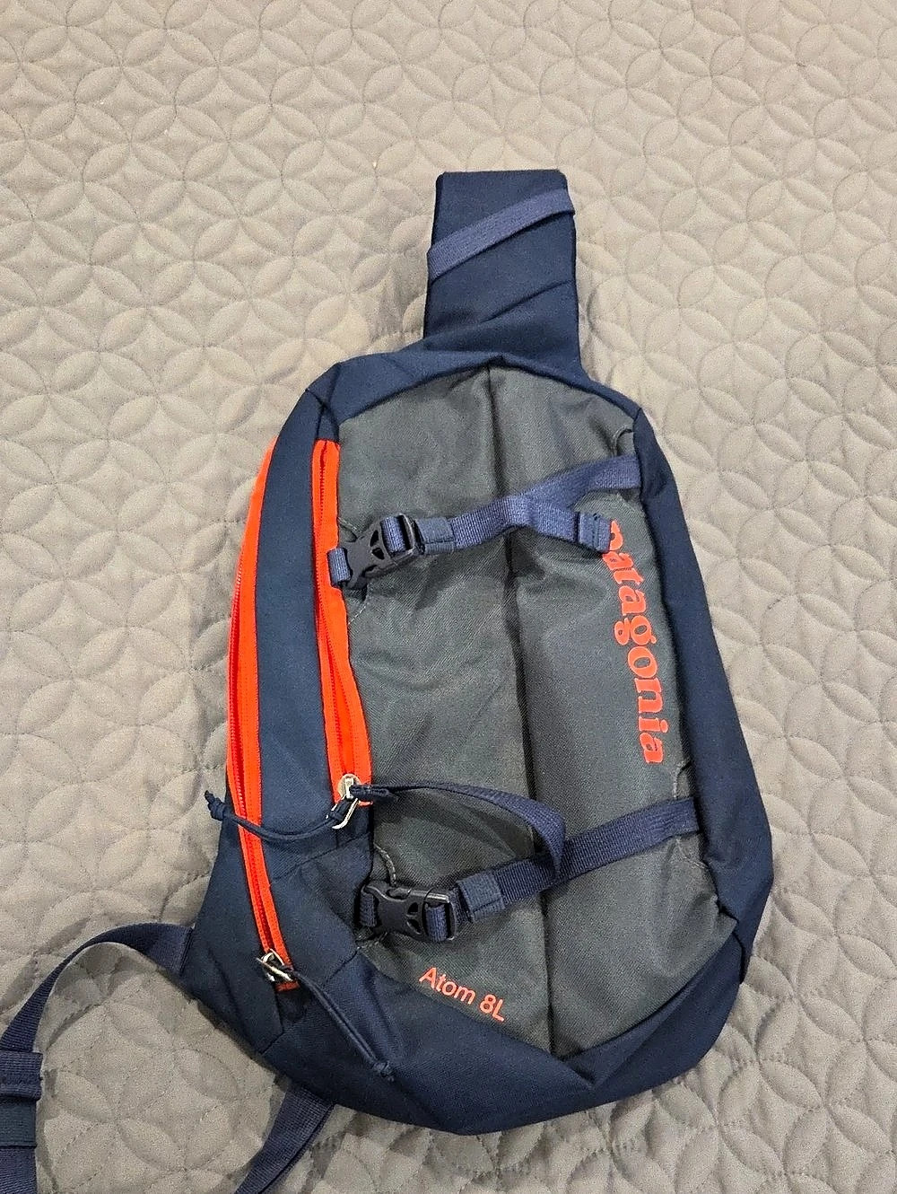 Patagonia Atom Sling 8L Sling Backpack in Blue & Orange